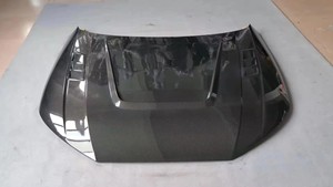 Capot en fibre de carbone de haute qualité avec design ventilé pour Audi A4 S4 Rs4 B9 - Product Image 5