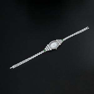 Reloj de Diamantes Ovalado con Logotipo Personalizado para Mujer - Reloj de Pulsera de Lujo para Dama - Product Image 5