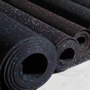 Rouleaux de revêtement de sol de gym en caoutchouc EPDM noir durable de 12 mm, surface facile à nettoyer pour les studios d'aérobic commerciaux, les salles de <span class=keywords><strong>fitness</strong></span> de groupe, la danse - Product Image 6