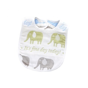 Gasa de algodón de 6 capas babero grande en forma de U Toalla bucal de leche anti-escupir Bebé recién nacido bebé comiendo baber - Product Image 3