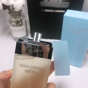 Perfume de Lujo al por Mayor Laurent <span class=keywords><strong>Babycat</strong></span> 100ml, Aroma Amaderado, Fragancia Duradera en Spray, Blusa Caftán Premium, Marca Original - Product Image 3