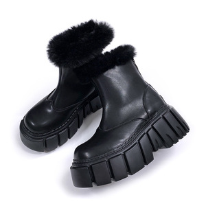 สินค้าใหม่ประจำฤดูหนาวปี 2025: รองเท้าบูทข้อเท้าลำลองสำหรับผู้หญิงบุขนกำมะหยี่แบบสวมใส่กลางแจ้งและรองเท้าบูทสำหรับใส่ในหิมะ - รองเท้าเสริมส้นสไตล์เรโทร - Product Image 5