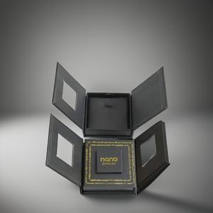 Boîtes en papier Crown Win écologiques, rigides, pour montres, avec fenêtre, en matériaux recyclés, doublure en éponge, lamination mate, impression en relief - Product Image 1