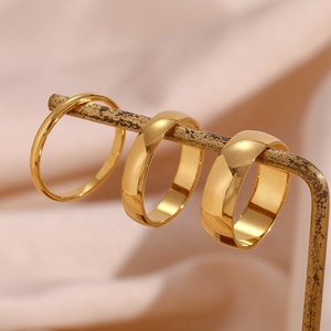 简约18k镀金不锈钢戒指珠宝女性订婚戒指 - Product Image 5