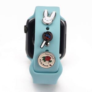 ลดกระหน่ำสายนาฬิกาสแตนเลสสตีลสตั๊ดโลหะตกแต่งหรูหราสำหรับสายรัด iWatch ระบายอากาศได้ - Product Image 1