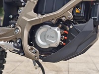 2025 Adulte 74V 60Ah Ultra Bee Vélo Électrique Dirt Bike 95 Km/h 21Kw Max Puissance PMSM Haute Vitesse Autre Vélo Électrique