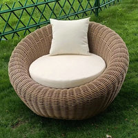 Ensemble de canapés de jardin en rotin tressé rond de style minimaliste moderne et luxueux pour balcon extérieur