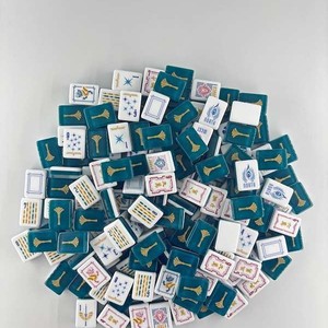 Fichas de Mahjong Americanas del Museo Sakai, Color Verde Ginkgo, 13 Piezas, Juego de Mesa - Product Image 1
