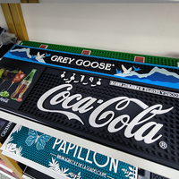 Tapis de Bar en Caoutchouc Personnalisé avec Logo à partir de 25 Pièces MOQ, Tapis de Vidange en Silicone de Qualité Alimentaire