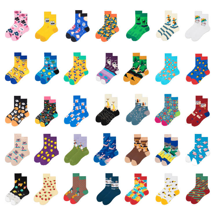 Low MOQ High Quality Professional Socks Factory Unique Own LOGO Design Custom Socks With Customized Labels Tags Packaging