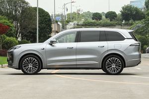 S09 4WD 2WD SUV แบบไฮบริดปรับระยะได้อย่างล้ำลึกด้วยคุณสมบัติ SHENGLAN ยานยนต์พลังงานไฟฟ้าใหม่ - Product Image 3