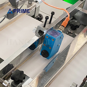 Máquina troqueladora de etiquetas automática de cama plana, punzonadora para máquina de impresión flexográfica - Product Image 4