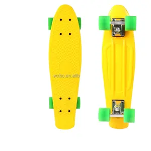 Wholesale custom high quality PU wheel fish board skateboard listrik