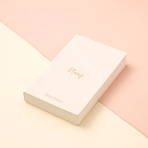 Agenda Diaria 2026 con Logotipo Personalizado, Tapa Dura A5, Cuero PU, Libro <span class=keywords><strong>de</strong></span> Agenda al por Mayor - Product Image 1