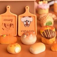 Gâteau doux Dessert pain nourriture mixte résine breloques maison de poupée vaisselle Miniature pour bijoux à bricoler soi-même faisant crème colle décorative