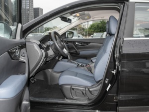 Xe SUV Qashqai 2025 dẫn động cầu trước, động cơ Turbo, hệ thống dẫn đường, nội thất da, tay lái bên trái, xe mới, hộp số tự động, mâm R17, tiêu chuẩn khí thải Euro VI, xăng/dầu, đèn LED tối màu - Product Image 5