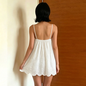 Vestido largo casual versátil de verano para mujer, estilo francés dulce, con encaje calado, cuello en V, corte holgado en A, tipo camisola, para estar en casa - Product Image 5