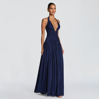 Robe de soirée maxi romantique à col halter en V profond, couleur unie, élégante, sans manches, à bretelles, fendue, froncée, plissée, sexy, dos nu