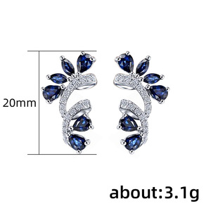 Eleganti Orecchini a Perno con Motivo Floreale per Donne, Accessori per Orecchie da Indossare Quotidianamente - Product Image 5