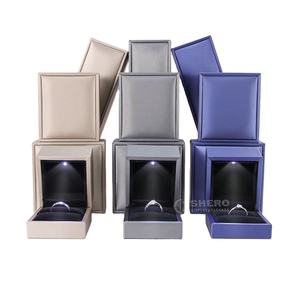 Caja de Embalaje de Joyería de Cuero PU de Alta Gama con Logotipo Personalizado - Product Image 2