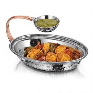 Ensemble de plats de service ovales en acier inoxydable de qualité supérieure pour chips et trempettes, plateau Tawa et saladiers – Prix avantageux pour servir les entrées - Product Image 1