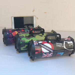 Sản Phẩm Mới Loa Siêu Trầm Không Dây Hộp Khuếch Đại Thời Trang Graffiti Với <span class=keywords><strong>Beats</strong></span> Cầm Tay <span class=keywords><strong>Mini</strong></span> <span class=keywords><strong>Speaker</strong></span> Với Chức Năng Radio - Product Image 2