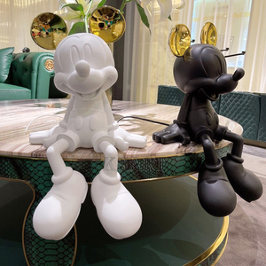 Escultura Personalizada <span class=keywords><strong>Pop</strong></span> Art Resina Escultura Graffiti Fibra <span class=keywords><strong>de</strong></span> vidrio <span class=keywords><strong>Mickey</strong></span> Dibujos Animados Ratón Escultura Decoración del hogar Sentado Estilo Oro - Product Image 4