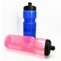 Bouteille d'eau de sport cylindrique en PE/PP écologique de haute qualité 700 ml avec corde pour le camping, la course à pied, le cyclisme, le football et le soccer