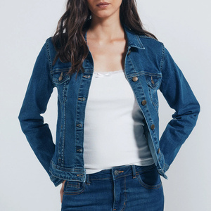 Veste en jean pour femme coupe classique, délavage clair, avec fermeture boutonnée, taille ajustable, pour un style décontracté, streetwear, superposition quotidienne - Product Image 3