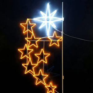 ไฟประดับเสาไฟถนนคริสต์มาสแบบ 2 มิติ พร้อมไฟ LED แบบเชือก สำหรับตกแต่งถนนในเมืองและเขตช้อปปิ้ง - Product Image 1