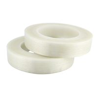 Rouleau d'emballage de feuillard renforcé en fibre de verre thermofusible simple face Adhésif imperméable Bi-Way Cross Mesh Filament Tape