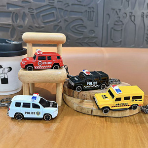Modellino <span class=keywords><strong>Auto</strong></span> della Polizia Cross-border Warrior, Portachiavi, Ciondolo Piccolo Camion Pick-up in Plastica, <span class=keywords><strong>Scala</strong></span> <span class=keywords><strong>1</strong></span>:5, Stile Moderno Minimalista, Ingrosso - Product Image 2