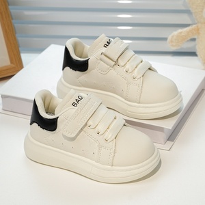 Chaussures Blanches <span class=keywords><strong>pour</strong></span> Tout-Petits Printemps Automne Vente en Gros Semelle Souple Fermeture Velcro Motif Dessin Animé Enfants 6 Ans Nouveauté Tout-Assorti - Product Image 1