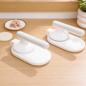 เครื่องมือทำเกี๊ยวแบบแมนนวลพร้อมอุปกรณ์สำหรับห่อเกี๊ยวพลาสติก - Product Image 5
