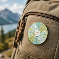 Broche en métal doré brillant personnalisable avec roue tournante, thème voyage, souvenir, cadeau d'affaires, OEM ODM