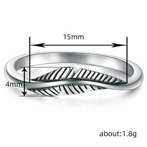 Anillo de boda de acero inoxidable con diseño de plumas T0140, anillo moderno unisex de moda para ocasiones de boda. - Product Image 4