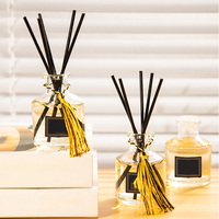 Ensembles de bouteilles de diffuseur de roseaux vides d'aromathérapie personnalisés de luxe avec bâton et boîte d'emballage vente en gros