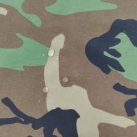 Tissu de veste de randonnée en nylon léger imprimé de camouflage, taslon imperméable et respirant en tricot laminé softshell