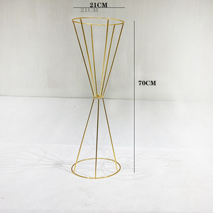 New Electric Gold-plated Rack <b>Wedding</b> Table Flower <b>Frame</b> <b>Wedding</b> Hall Layout Metal Flower Ornaments Artificial Gold Flower Stand - Product Image 6
