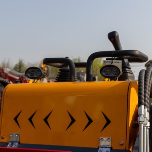 Chargeuse compacte légère HIGHTOP HTS530, puissance 14 kW, conception à faible bruit, haute efficacité pour la construction et l'aménagement paysager - Product Image 6
