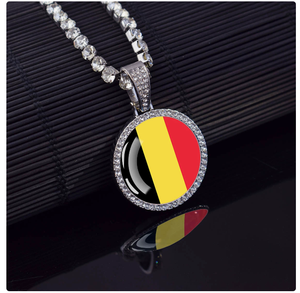 Collier en alliage avec drapeau <span class=keywords><strong>de</strong></span> <span class=keywords><strong>la</strong></span> <span class=keywords><strong>République</strong></span> tchèque entièrement serti <span class=keywords><strong>de</strong></span> diamants, accessoires <span class=keywords><strong>de</strong></span> mode, souvenirs, pour hommes et femmes, vente en gros - Product Image 2