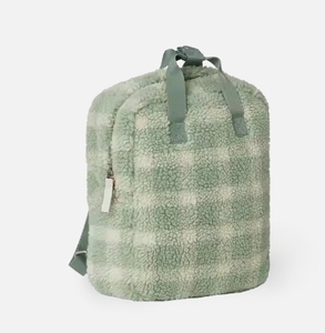 Sac à dos enfant en tissu Teddy à carreaux doux avec logo personnalisé, en polaire Sherpa, mini sac à dos pour enfants - Product Image 1