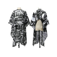 Cape de coiffure imperméable en polyester 160*140mm avec miroir à main et peigne, motif imprimé, fabriquée en Chine