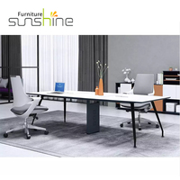 Mobilier de bureau modulaire Ensemble de table de travail moderne avec espace de travail ouvert Bureaux pour postes de travail prêts à l'emploi
