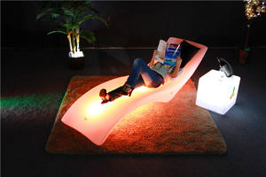 Piscine extérieure à DEL au design unique et bar à domicile Chaises longues <span class=keywords><strong>de</strong></span> plage Chaise longue à gravité zéro Chaise longue à eau - Product Image 5