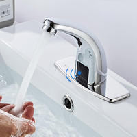 Salle de bain moderne Lavage des mains sans contact avec capteur automatique Robinet de lavabo monotrou monté sur le pont