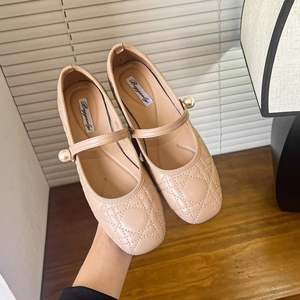 Zapatos de Tacón Bajo con Punta Cuadrada para Mujer, Estilo Mary Jane con Tiras, de Cuero, Tallas Grandes, para Primavera y Otoño - Product Image 2