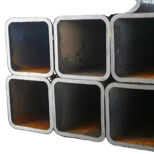 أنابيب فولاذية asme b 36 10 م مقاس 40 × 40 مم من الجهات المُصنعة المحترفة مع أنابيب فولاذية مربعة من الكربون بدون درزات