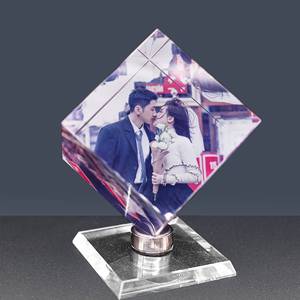 DT-R259 K9 foto cubetti di cristallo con base rotante personalizzato 3D cristallo foto taglio angolo cubo cornice personalizzato regalo - Product Image 1