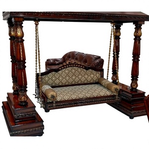 Balançoire intérieure traditionnelle en bois pour salon, sculptée à la main en teck massif, Jhula pour villas de luxe, fabricant, vente en gros, États-Unis - Product Image 1